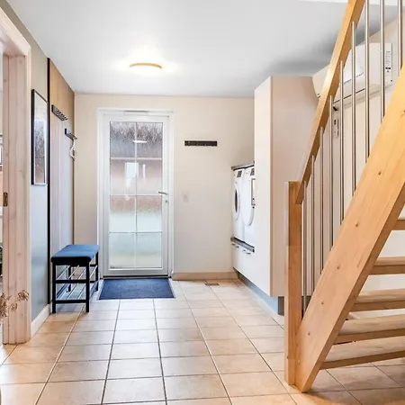 Auwe - 3-5km From The Sea By Interhome